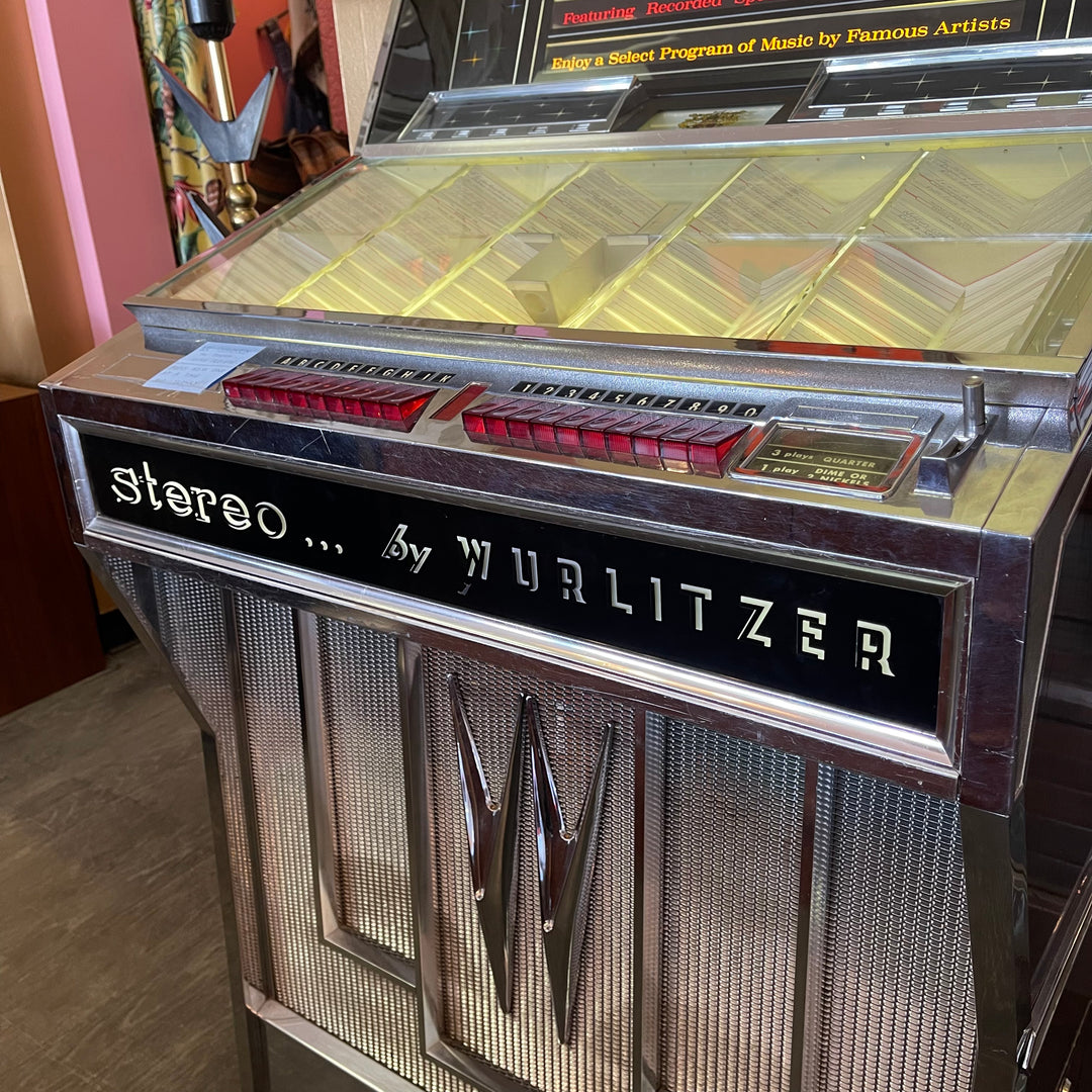 1964 Wurlitzer Jukebox 2810 Mr. Mansfield Vintage