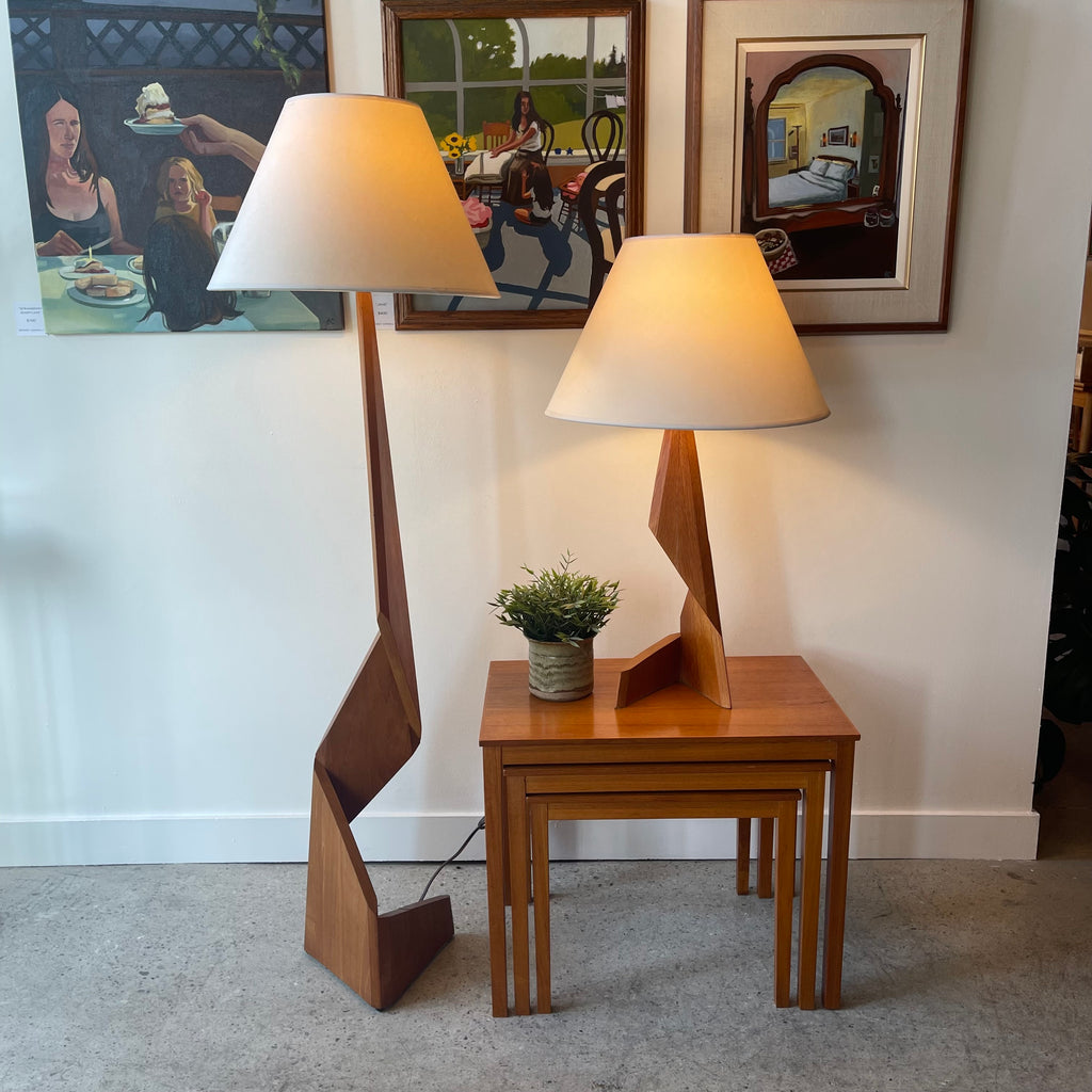 1960s Danish Mid-Century Modern Sculpted Teak ZigZag Floor Lamp