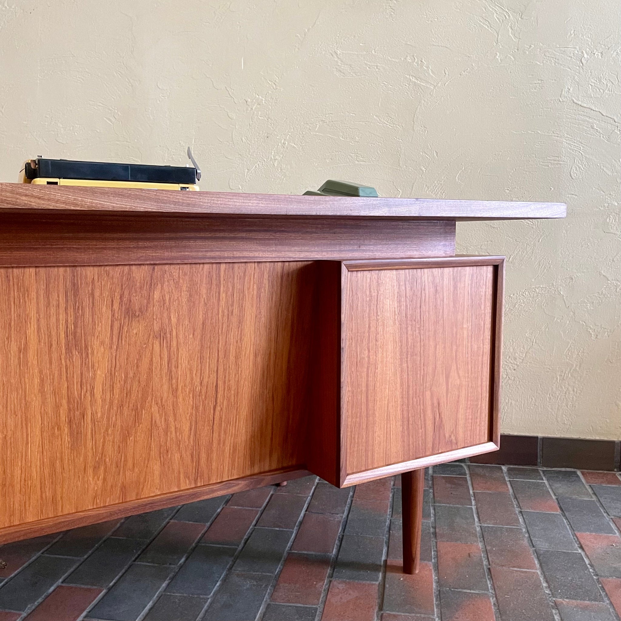 Finished back detail on RS Associates mid-century teak desk