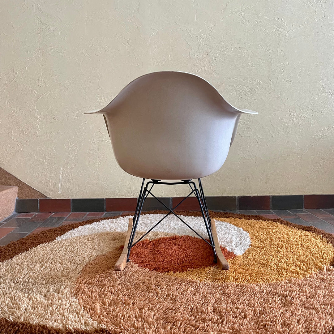Eames RAR  Molded  Fiberglass Parchment Rocking Chair Herman Miller 