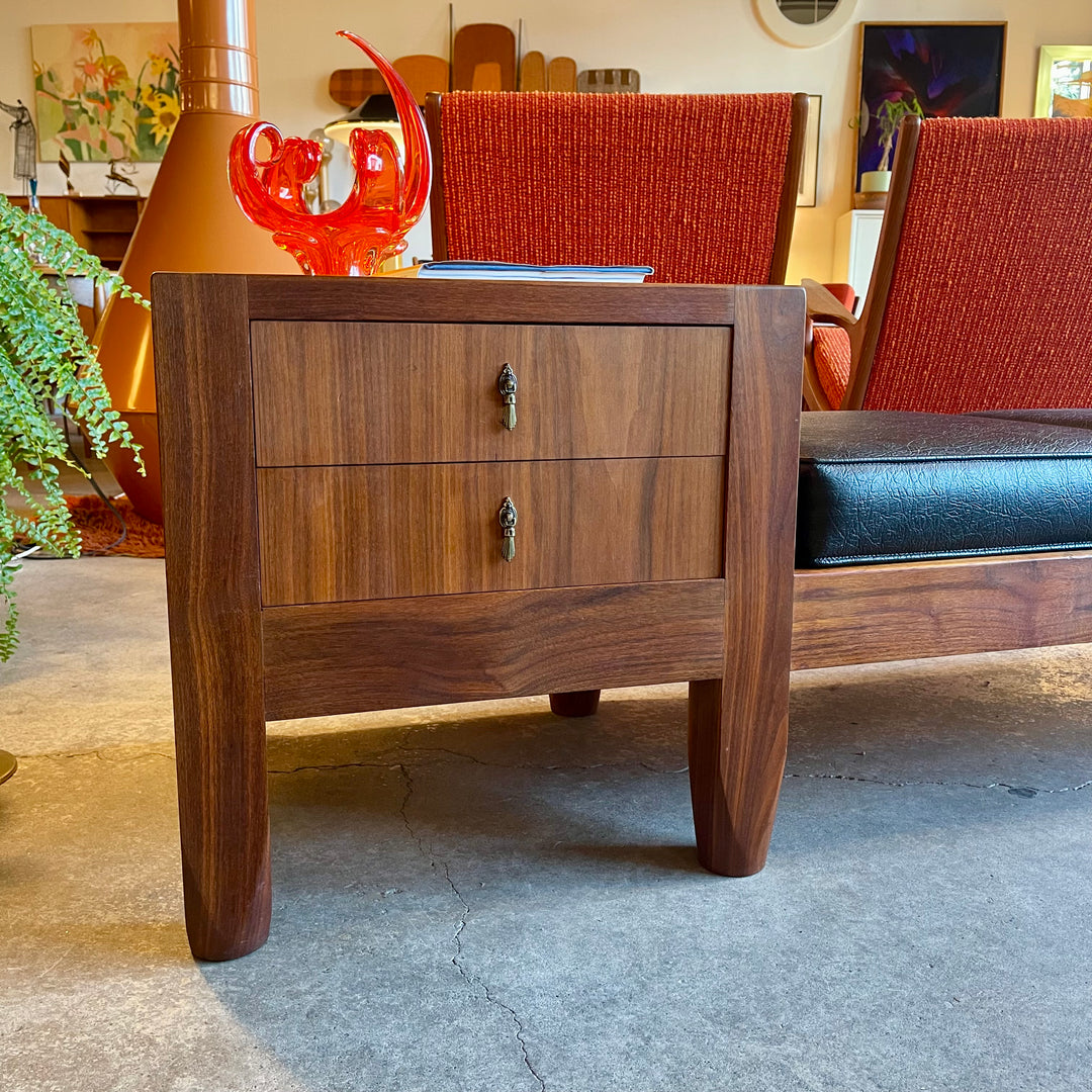 Vintage Walnut Gossip Bench | Drawers