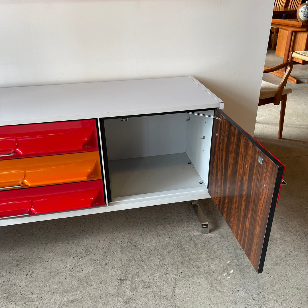1970s Space Age Credenza by Giovanni Maur for Treco