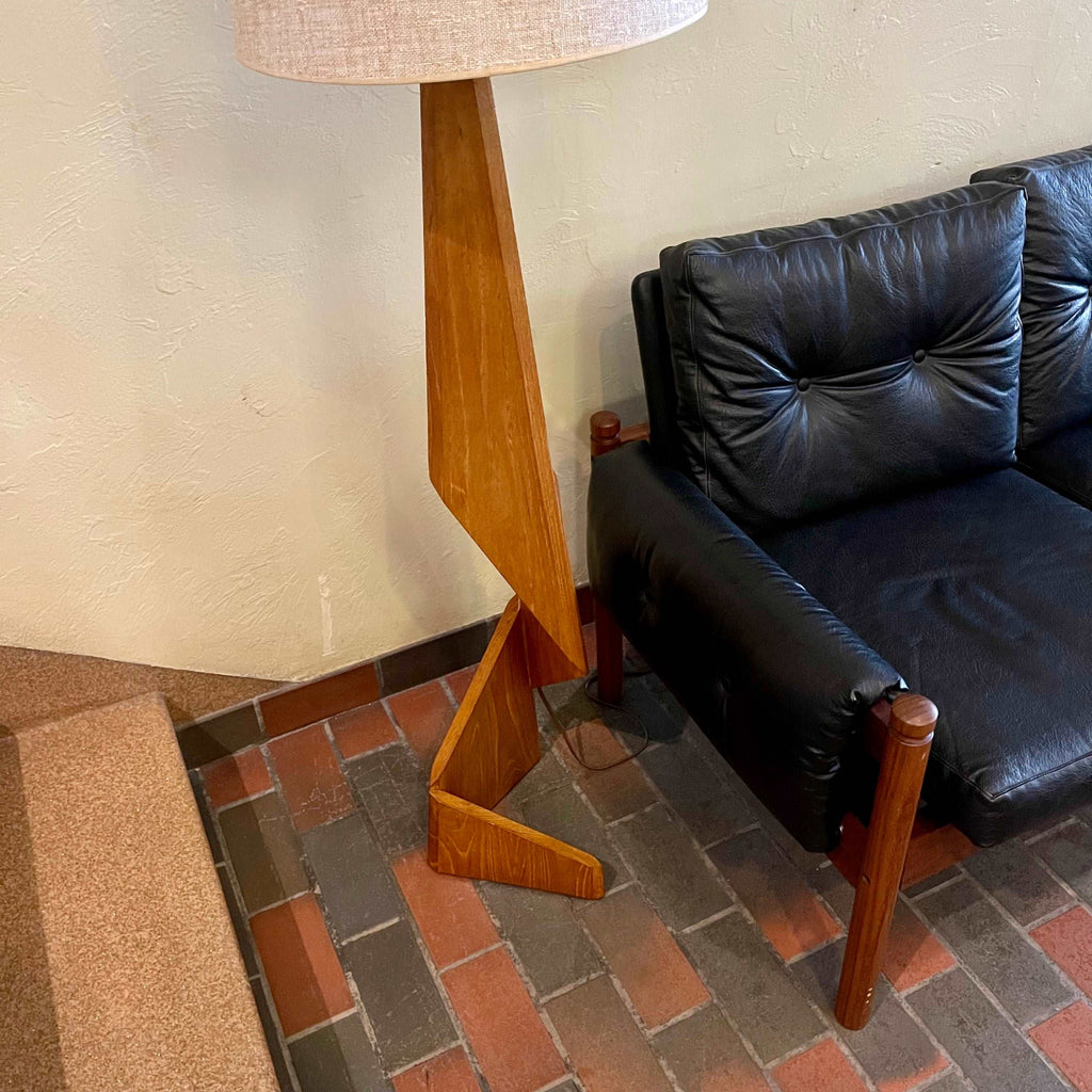 Light wear detail on solid teak zig zag floor lamp