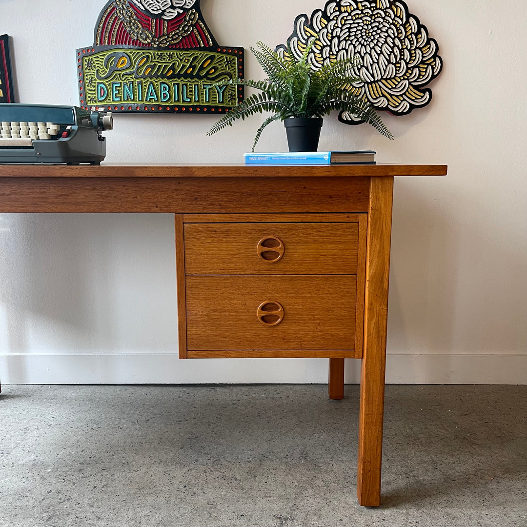 Mid-Century Expanding Top Desk | Made in Denmark