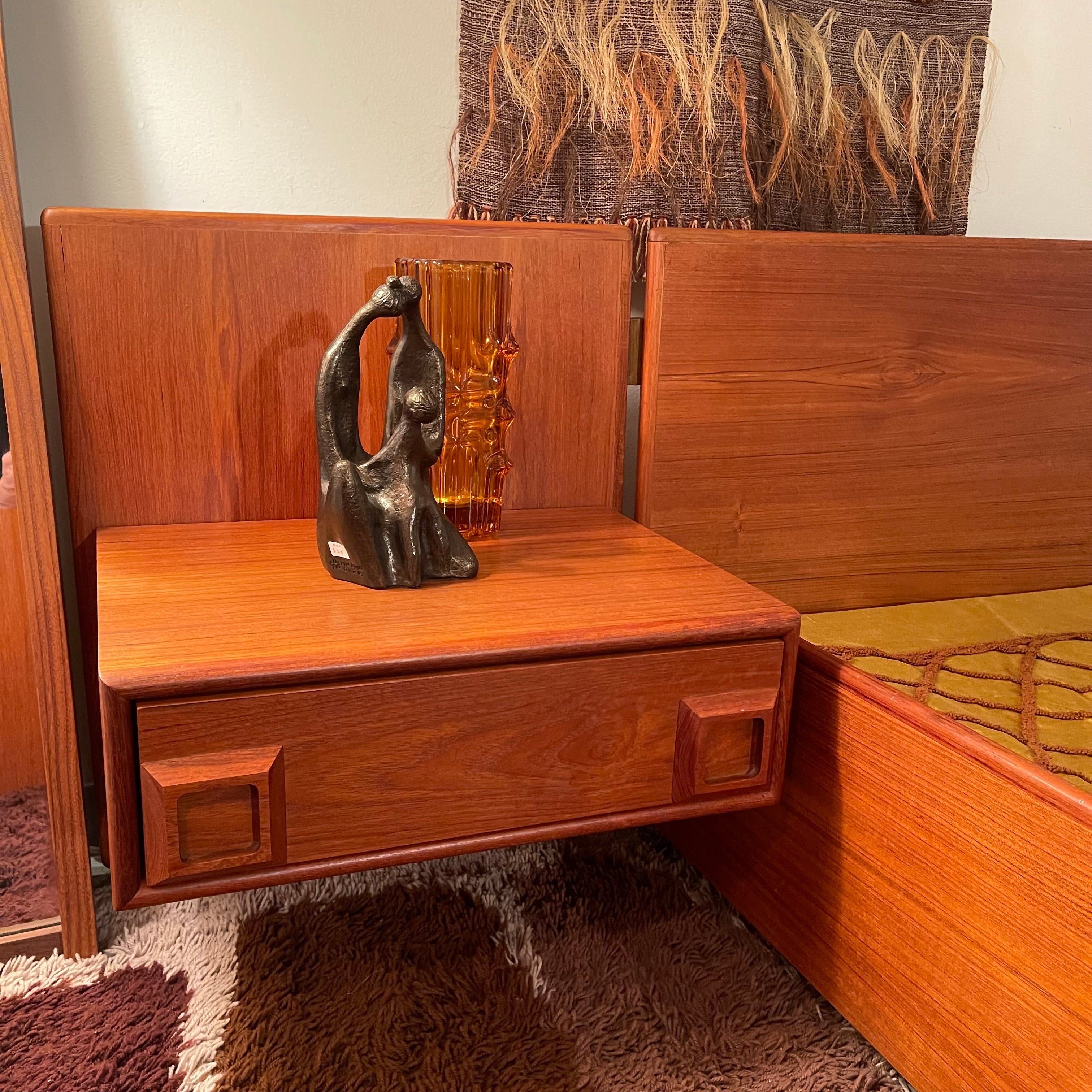  Midcentury Queen Teak Bed with Floating Nightstands