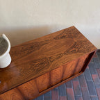 This Poul Hundevad Rosewood Credenza is crafted from rosewood, its compact size makes it perfect for apartments or smaller rooms.