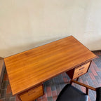 Teak grain detail on top of RS Associates executive desk