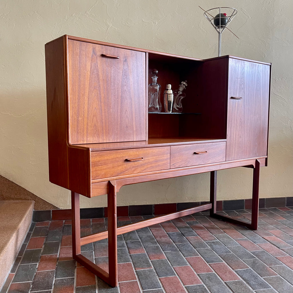 Vintage Teak Bar | Drinks Cabinet by Nathan, UK