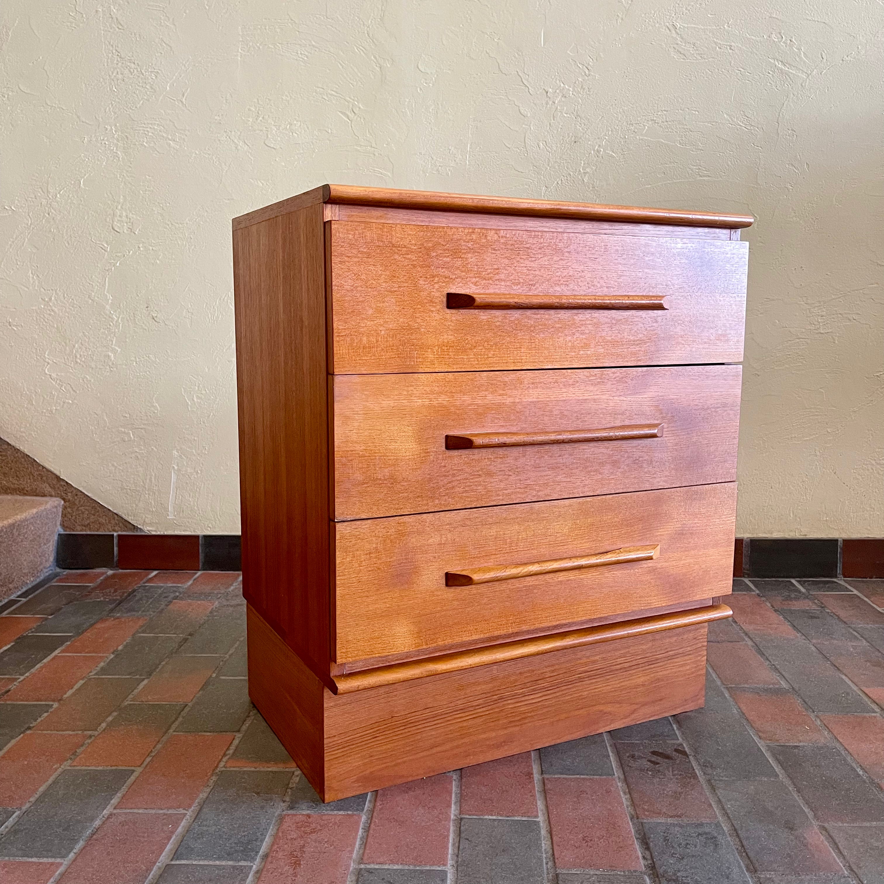 Teak Chest of 3 Drawers | Dresser Mr. Mansfield Vintage 