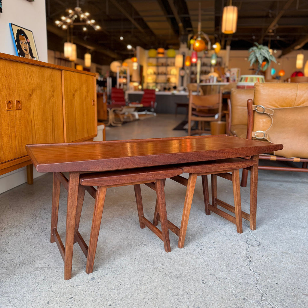 Vintage nesting coffee table with two side tables