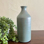 Load image into Gallery viewer,  Jan and Helga Grove Pottery
