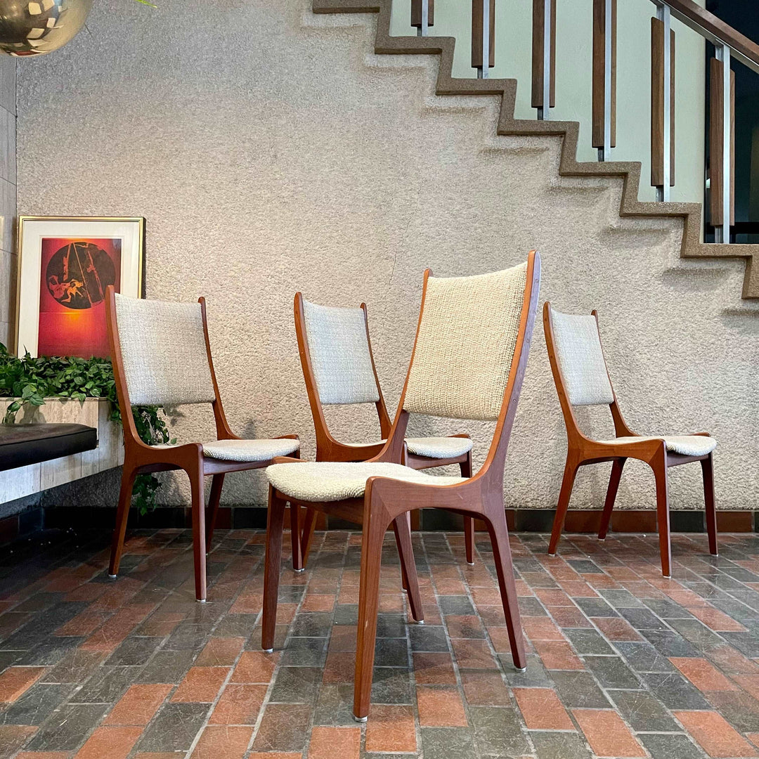 HUBER Dining Chairs - Set of 4 - Mr. Mansfield Vintage