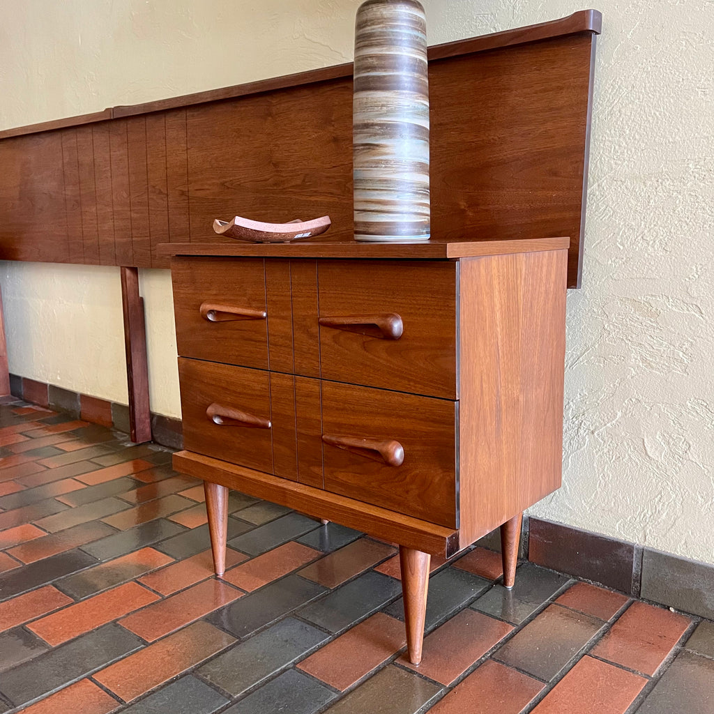 Vintage Viscol Victoriaville Walnut Headboard + Bedside Tables Mr. Mansfield Vintage