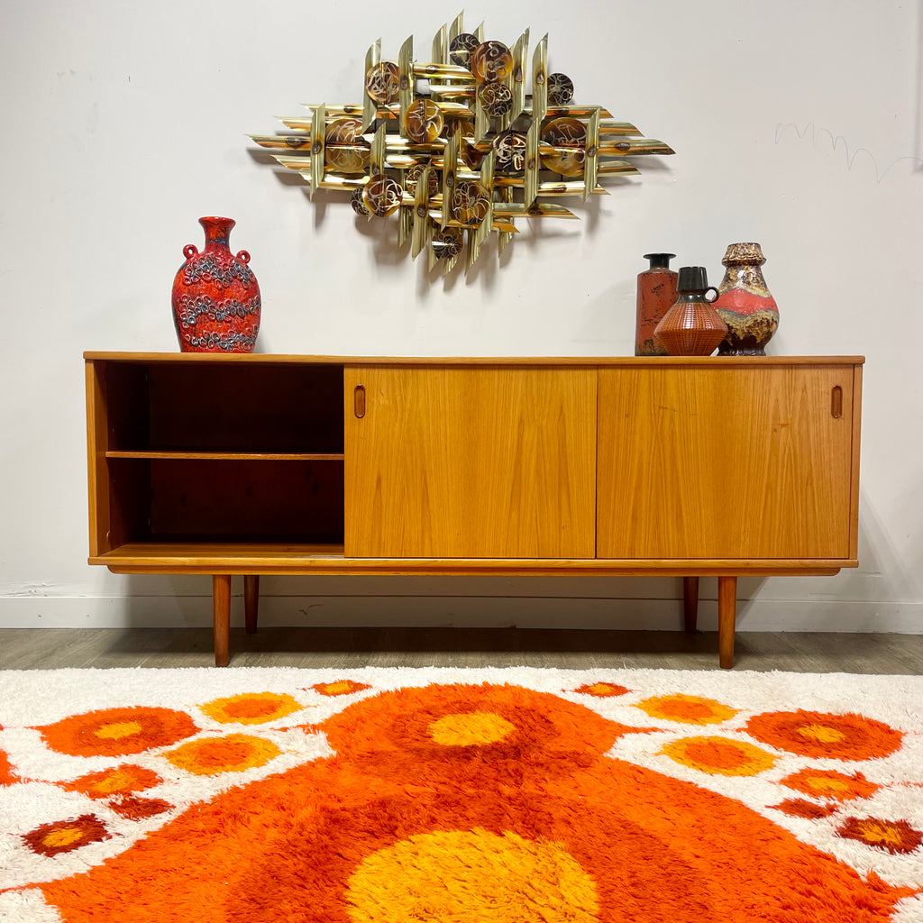 Mid-century Modern Teak Credenza/Sideboard Mr. Mansfield Vintage