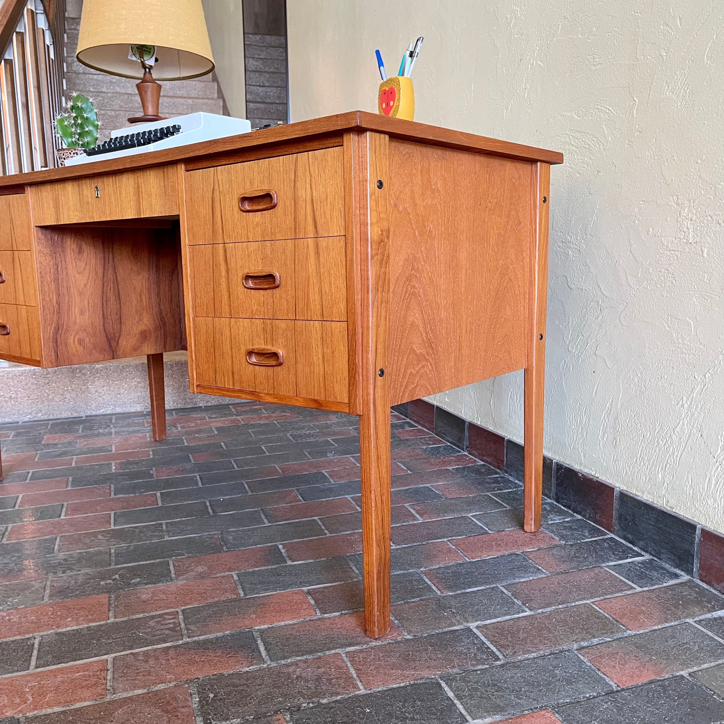 Teak Desk with Bookshelf Back Mr. Mansfield Vintage