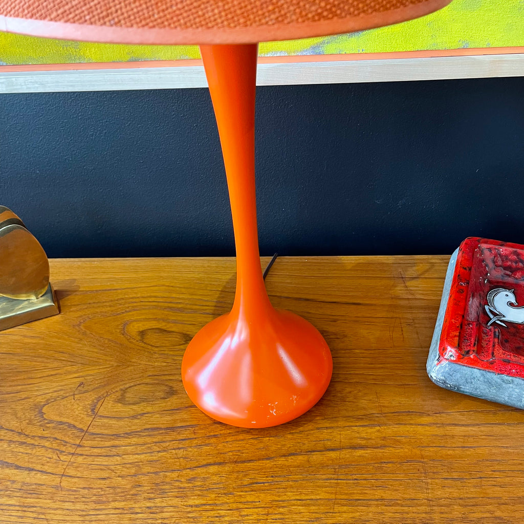 Orange Laurel Teardrop Table Lamp Model H-929 Mr. Mansfield Vintage