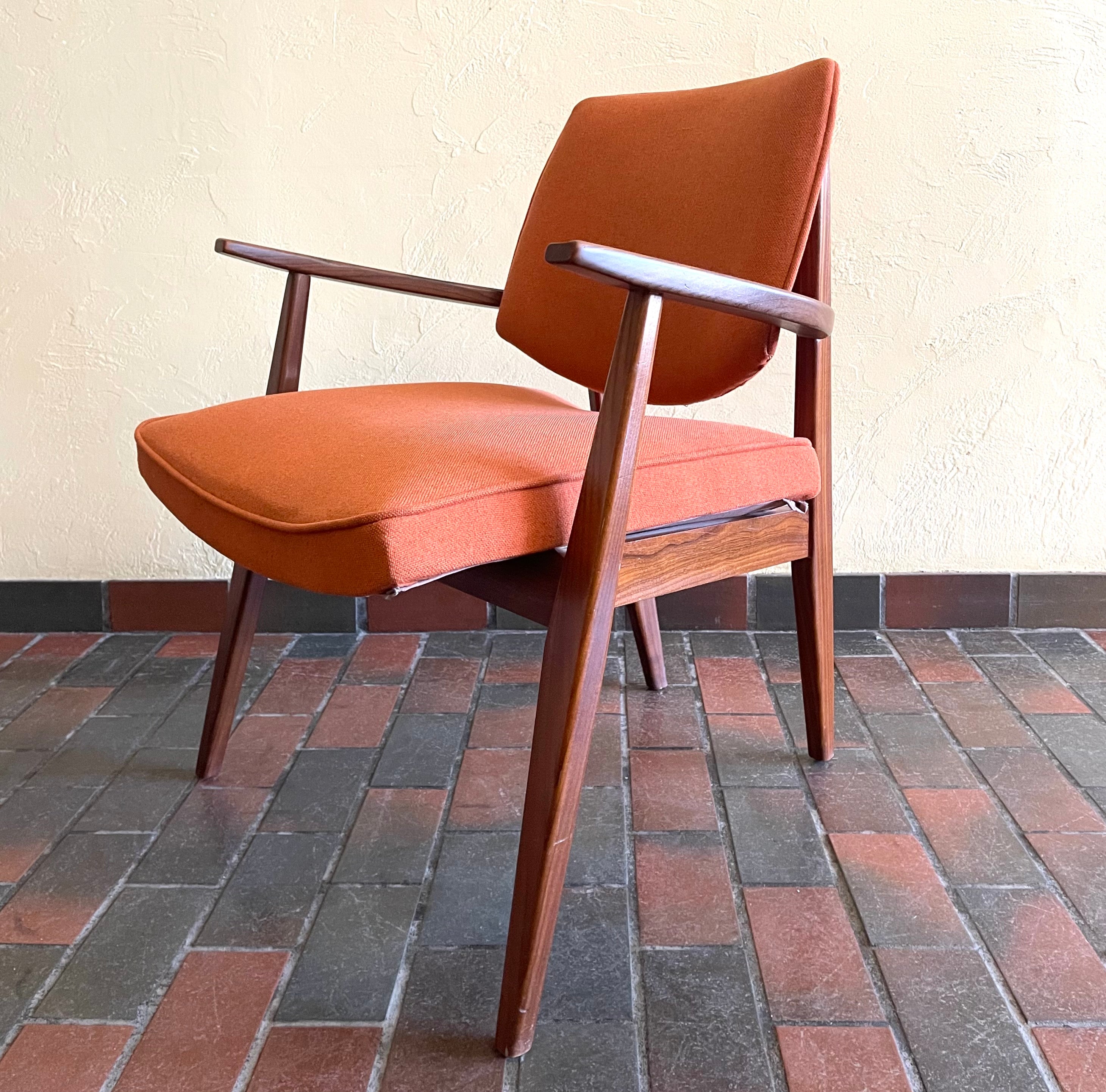 Vintage IMPERIAL Lounge Chair 