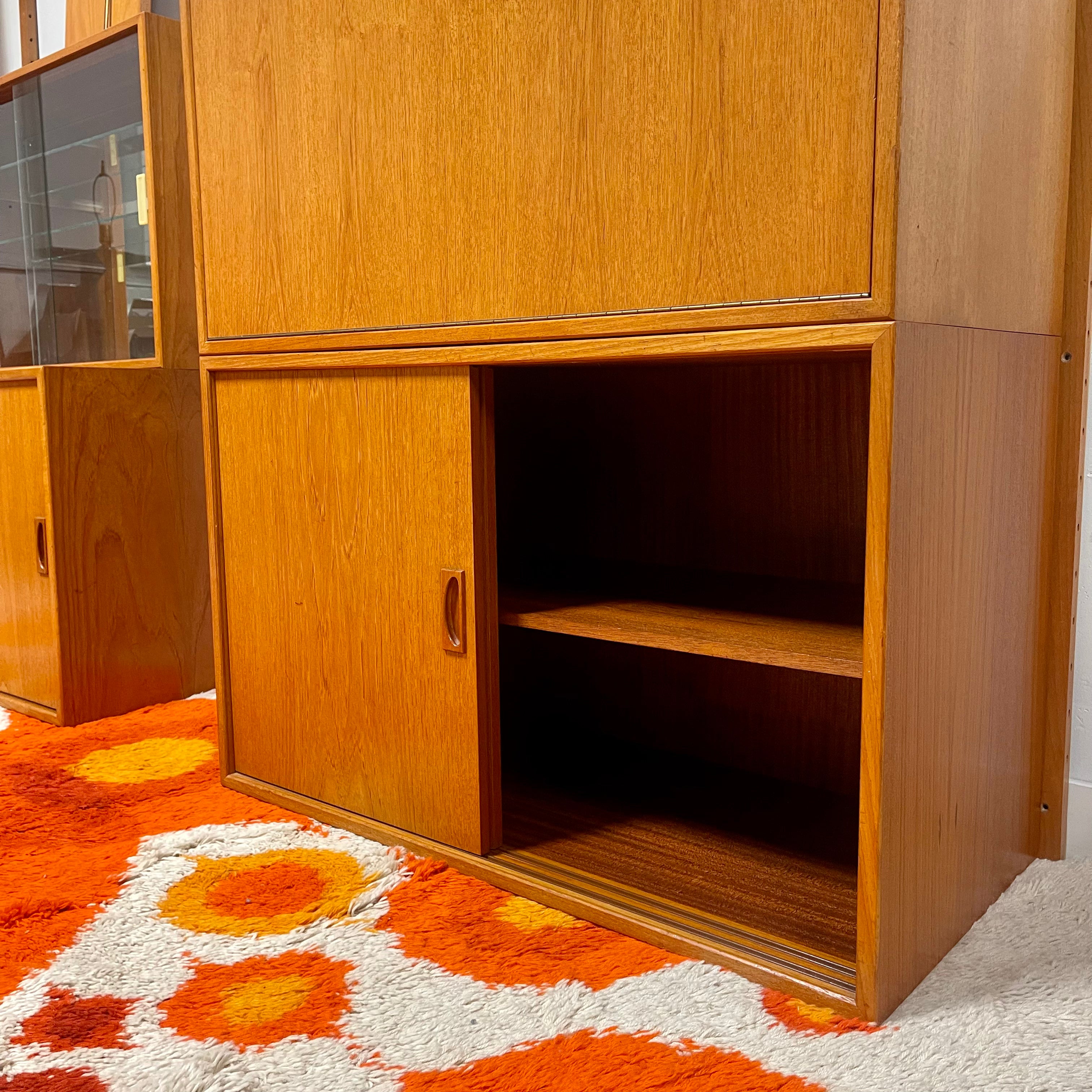 Mid-century Modern CADO Modular Wall Unit - Mr. Mansfield Vintage