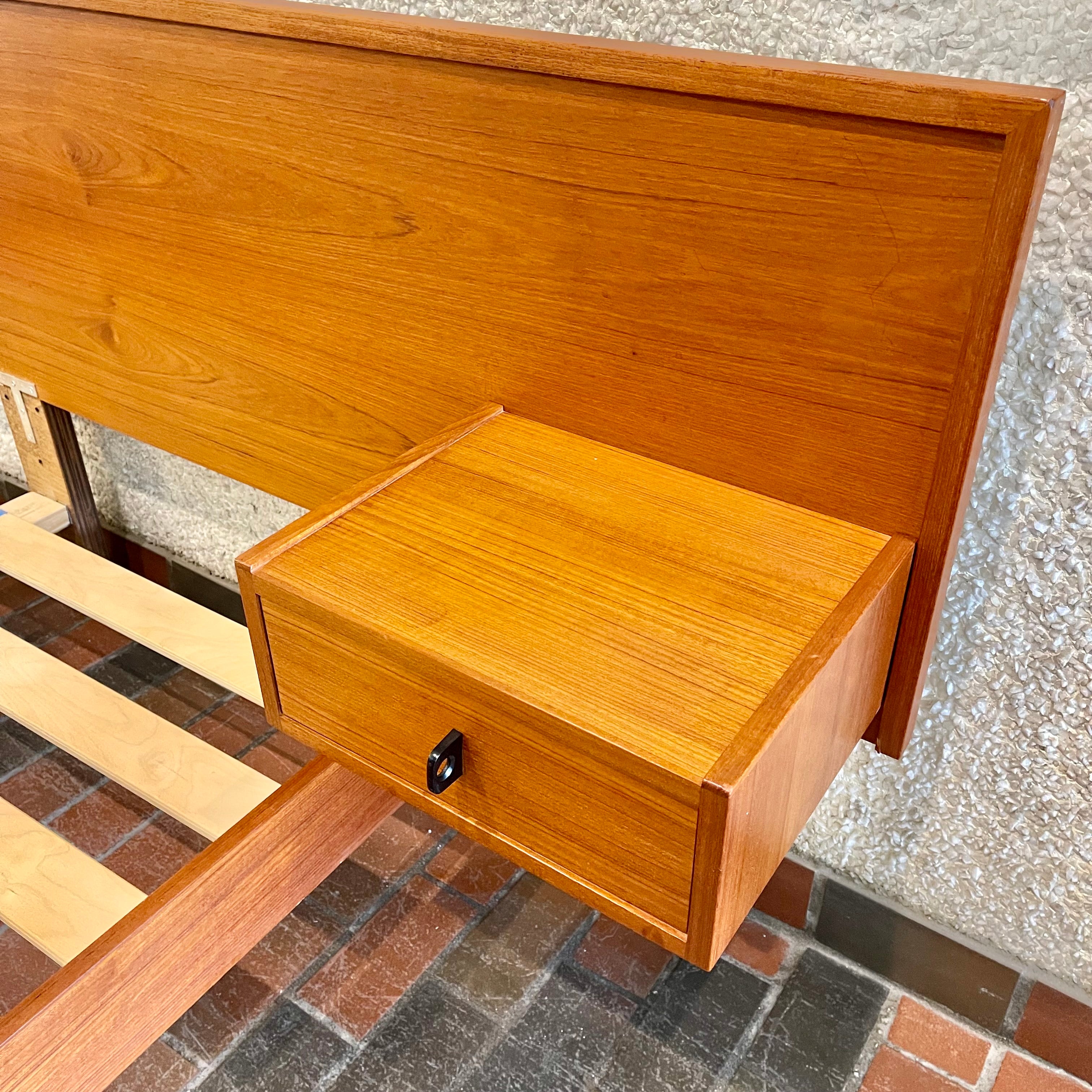 Teak Queen Size Bed with Floating Nightstands - Mr. Mansfield Vintage