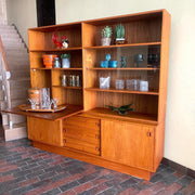 Teak Entertainment Unit / Bar Mr. Mansfield Vintage