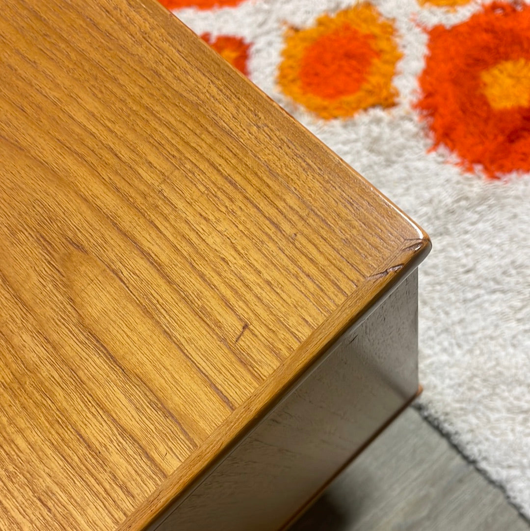 Mid-century Modern Teak Credenza/Sideboard Mr. Mansfield Vintage
