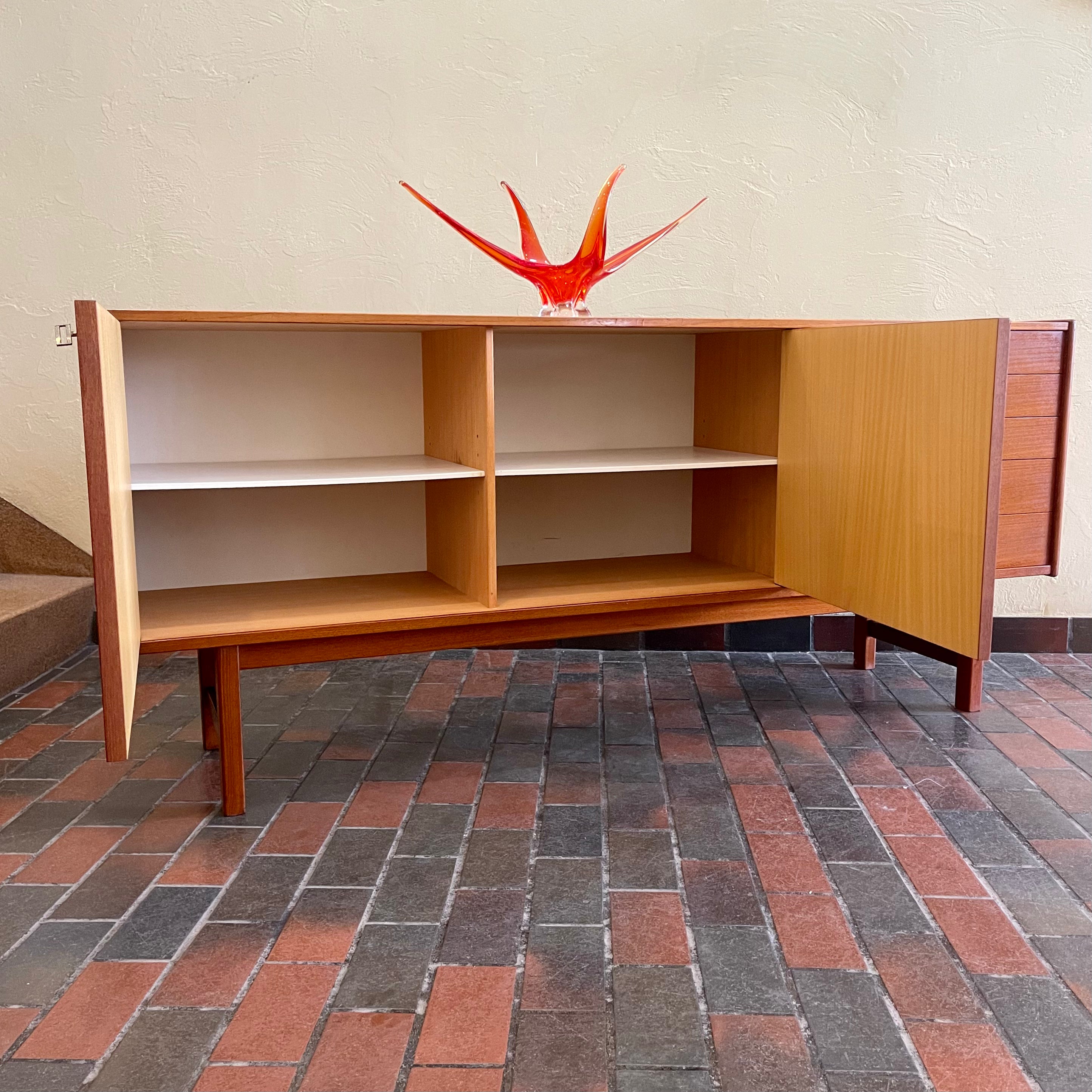 Vintage Scandinavian Teak Credenza / Sideboard Mr. Mansfield Vintage