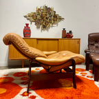 Cozy Carmel Leather Recliner + Ottoman Mr. Mansfield Vintage