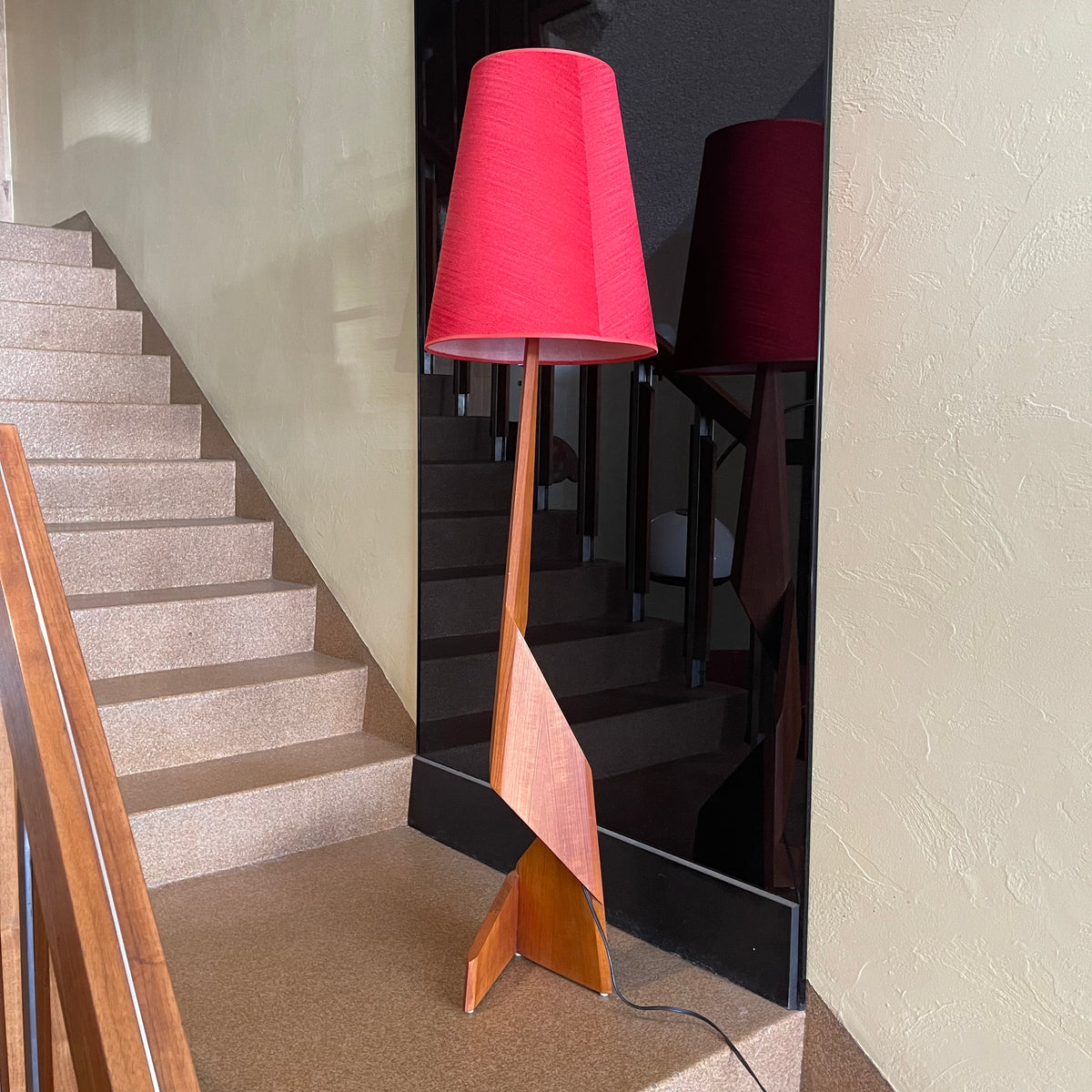 Teak “Zig Zag” Floor Lamp Mr. Mansfield Vintage