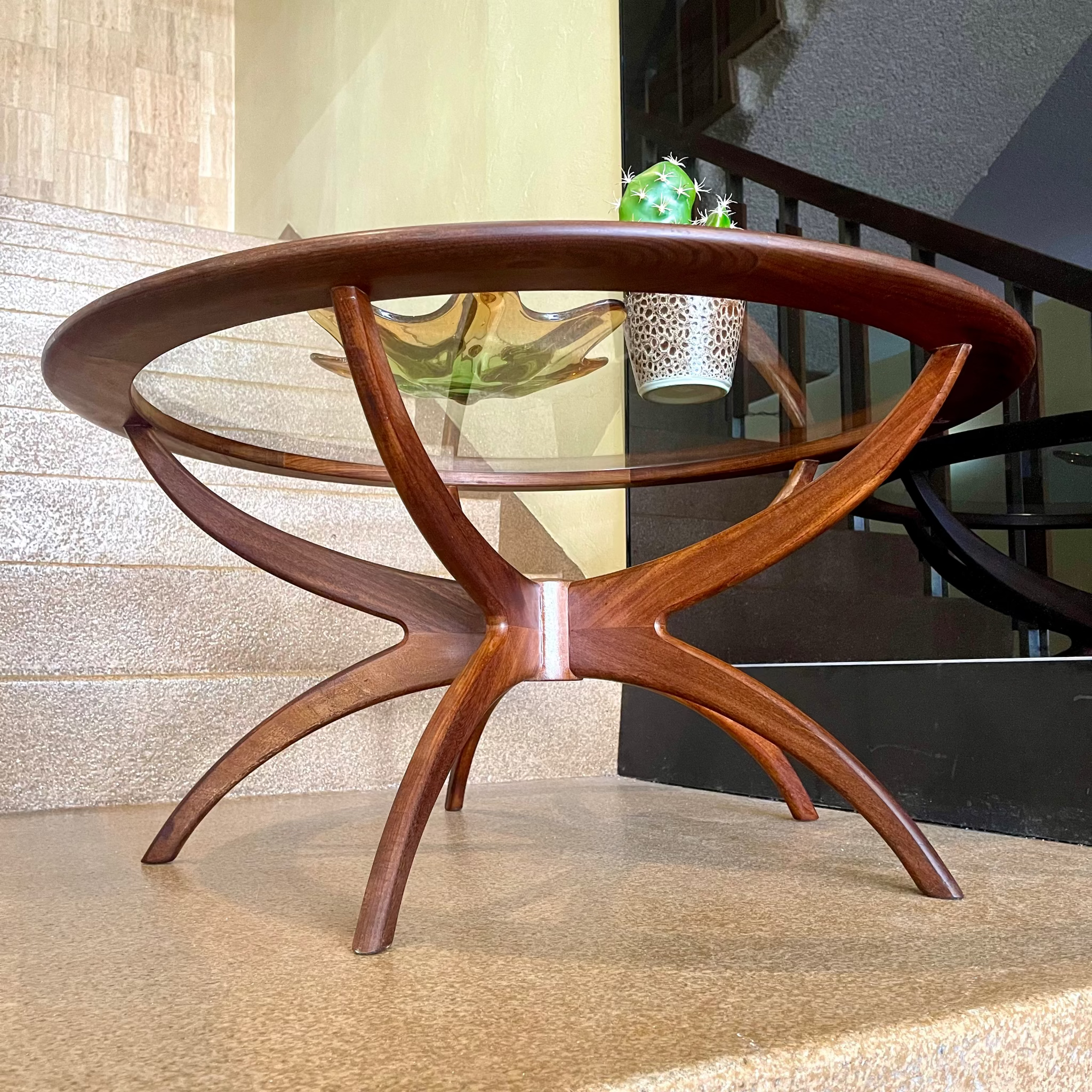 Solid teak frame detail on G-Plan Spider table
