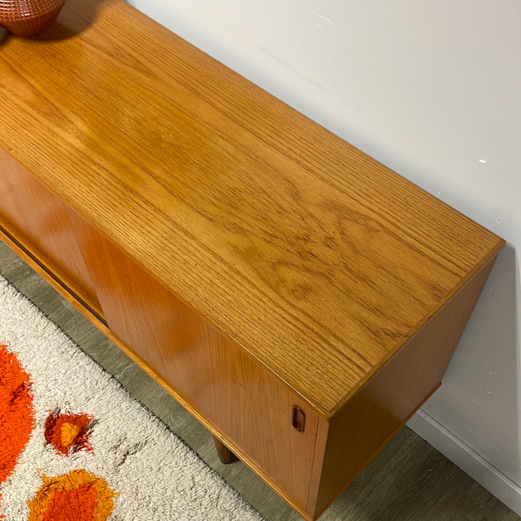 Mid-century Modern Teak Credenza/Sideboard Mr. Mansfield Vintage
