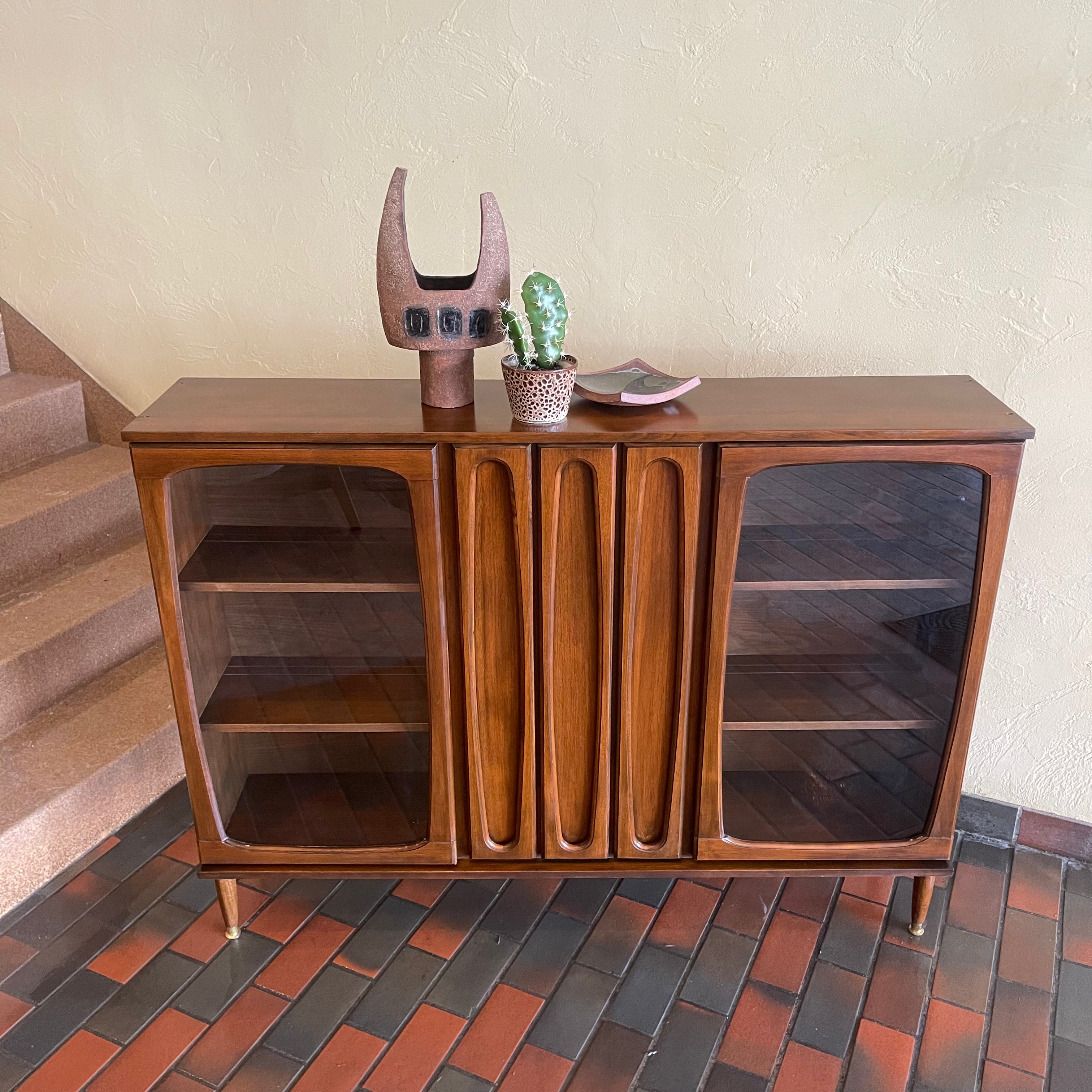 Vintage Vic Art Cabinet Hutch - Mr. Mansfield Vintage