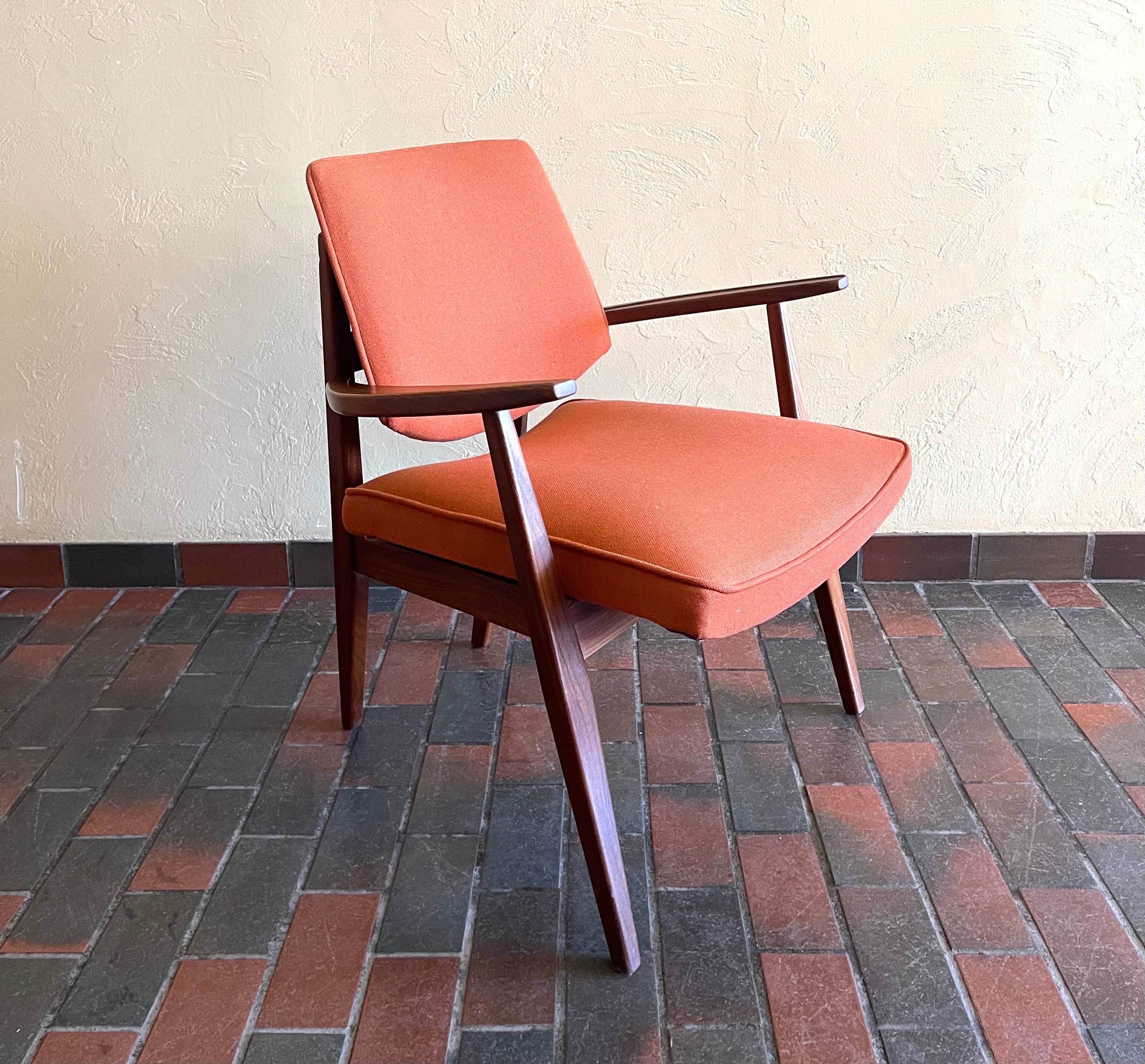 Vintage IMPERIAL Lounge Chair 