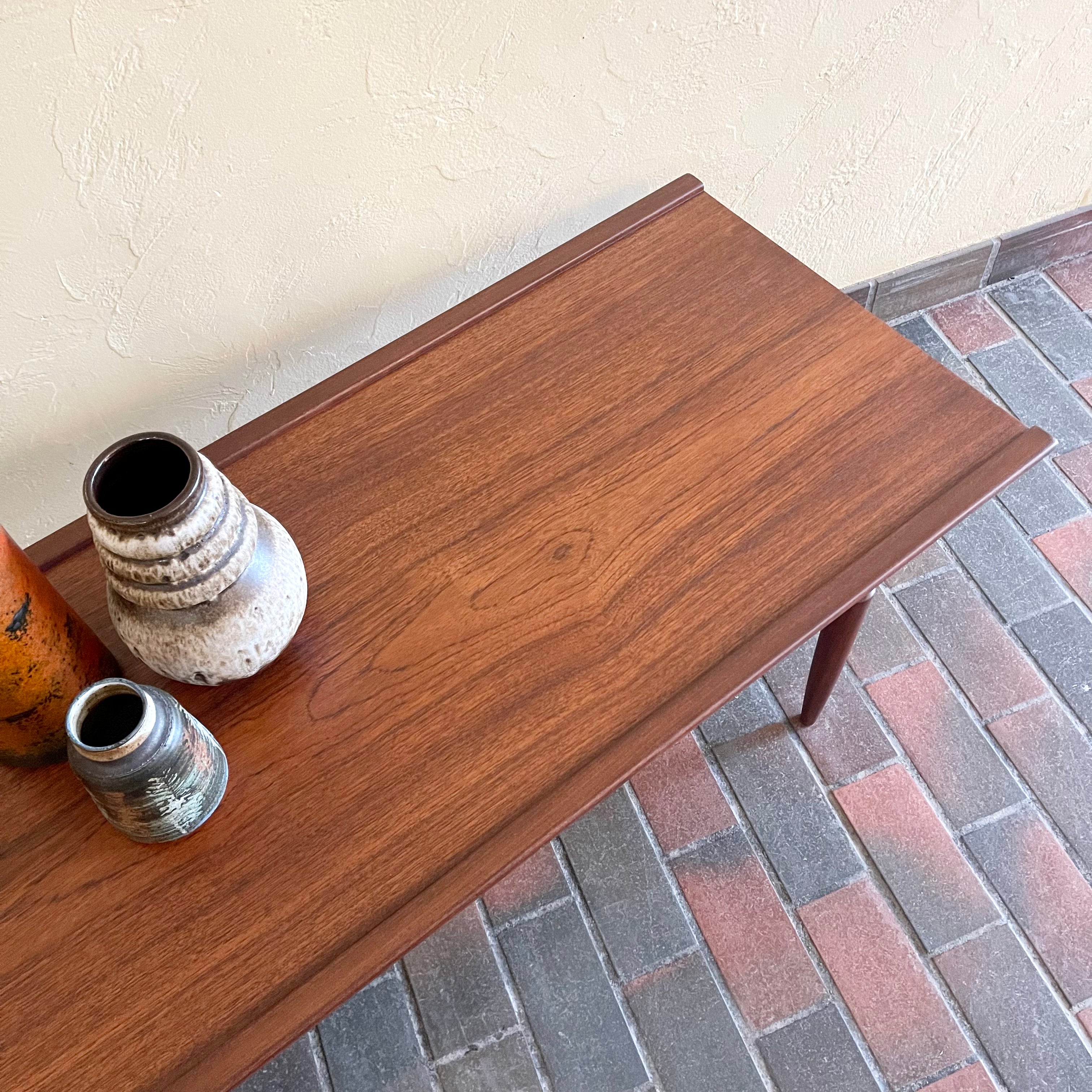 R.S. Associates Coffee/Cocktail Table