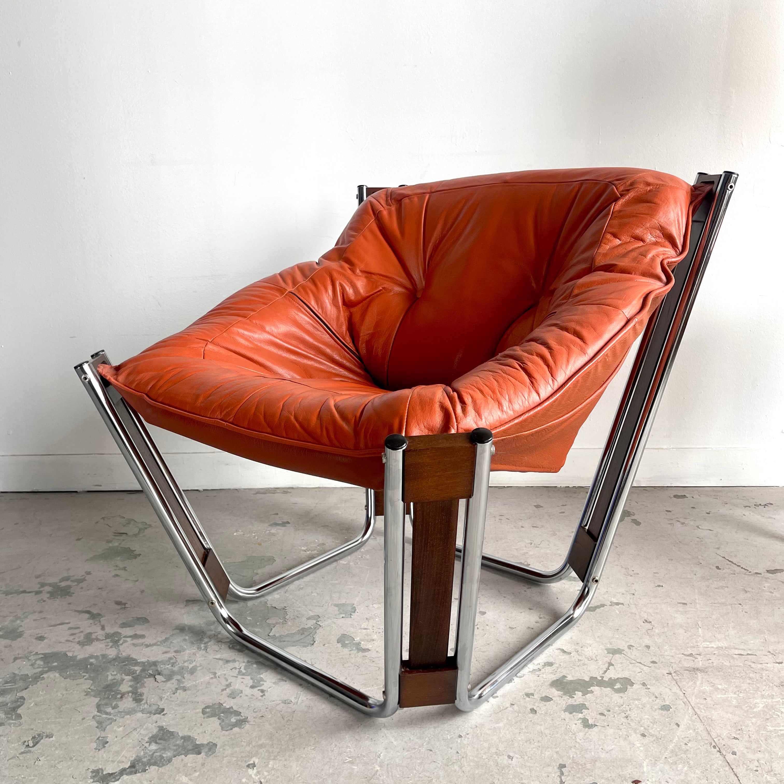 "Sonic" lounge chair by Odd Knutsen for Hjellegjerde, Norway. 