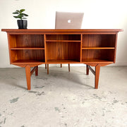 Vintage Teak Open-Back Desk Mr. Mansfield Vintage