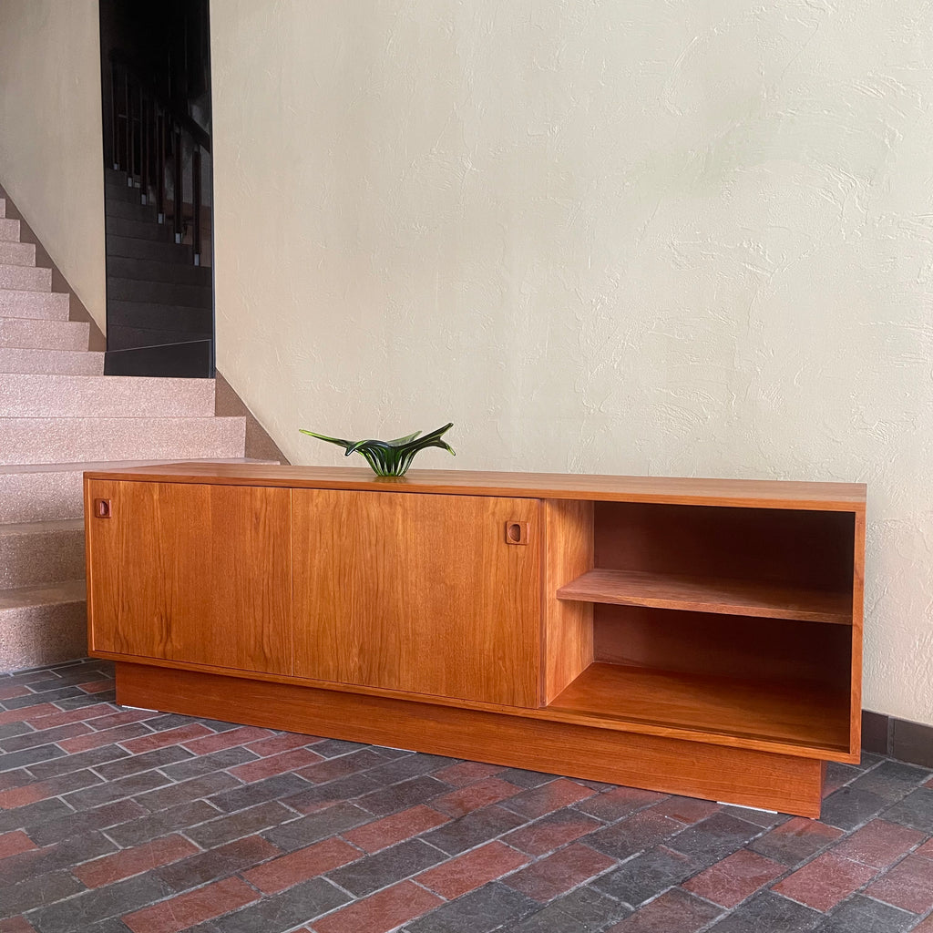 Teak Entertainment Unit / Bar Mr. Mansfield Vintage