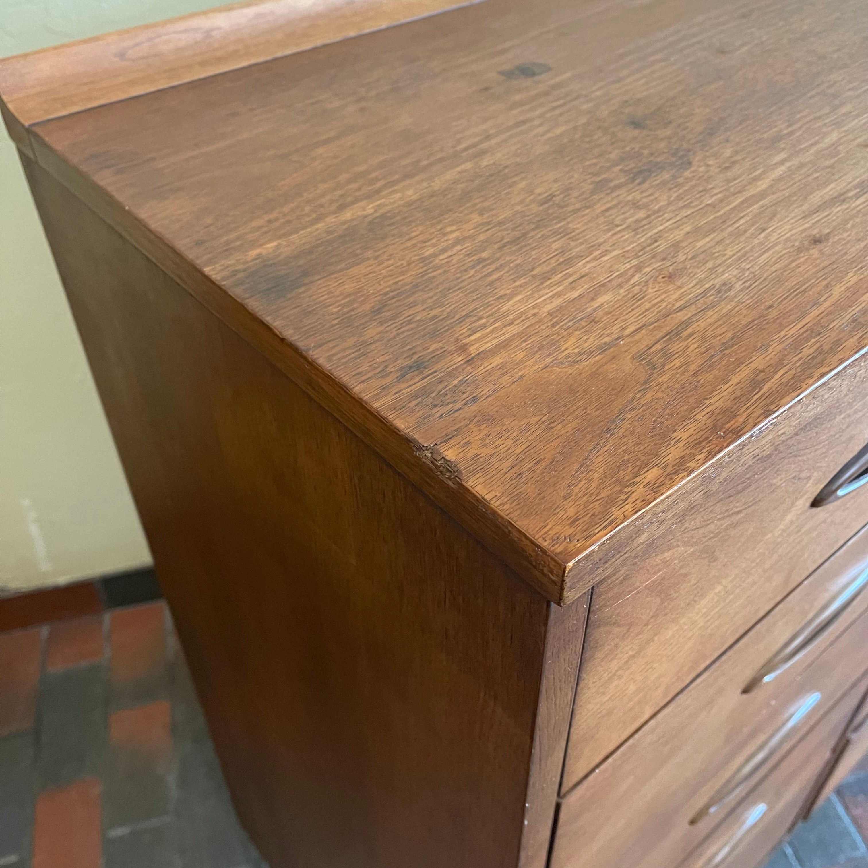 Vintage Broyhill Sculptra Magna Dresser