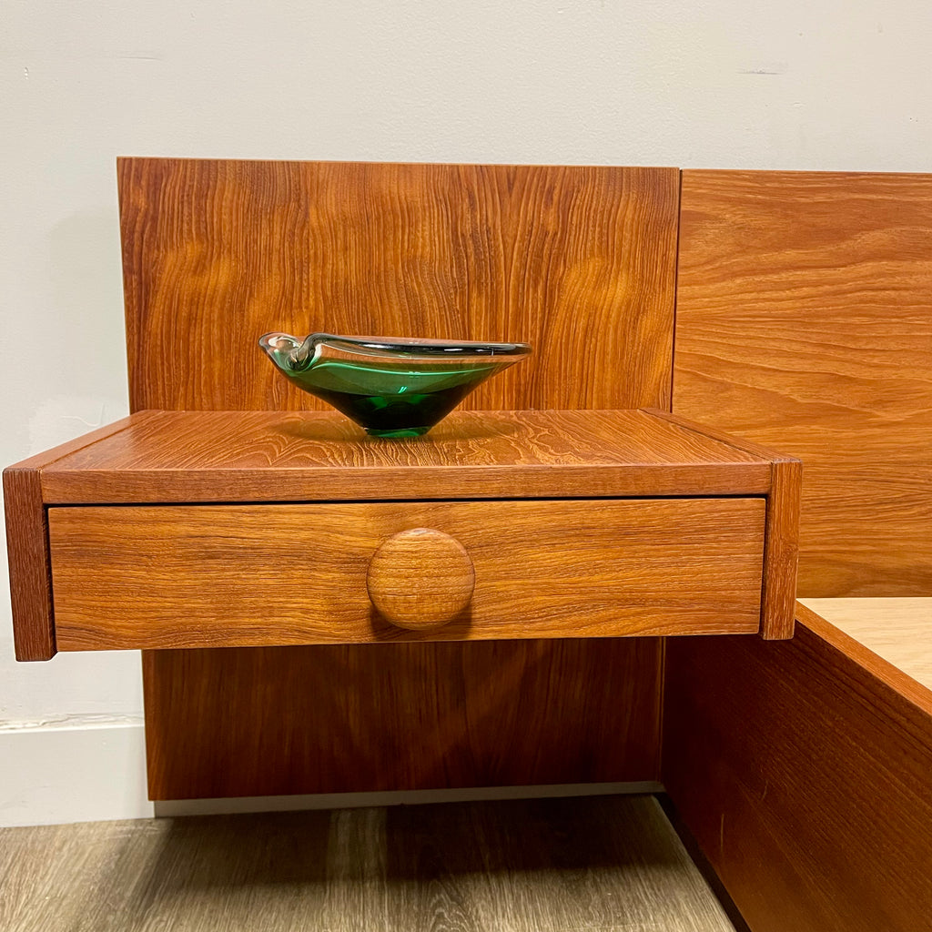 Mid-Century Teak Queen Size Bed + Floating Nightstands Mr. Mansfield Vintage