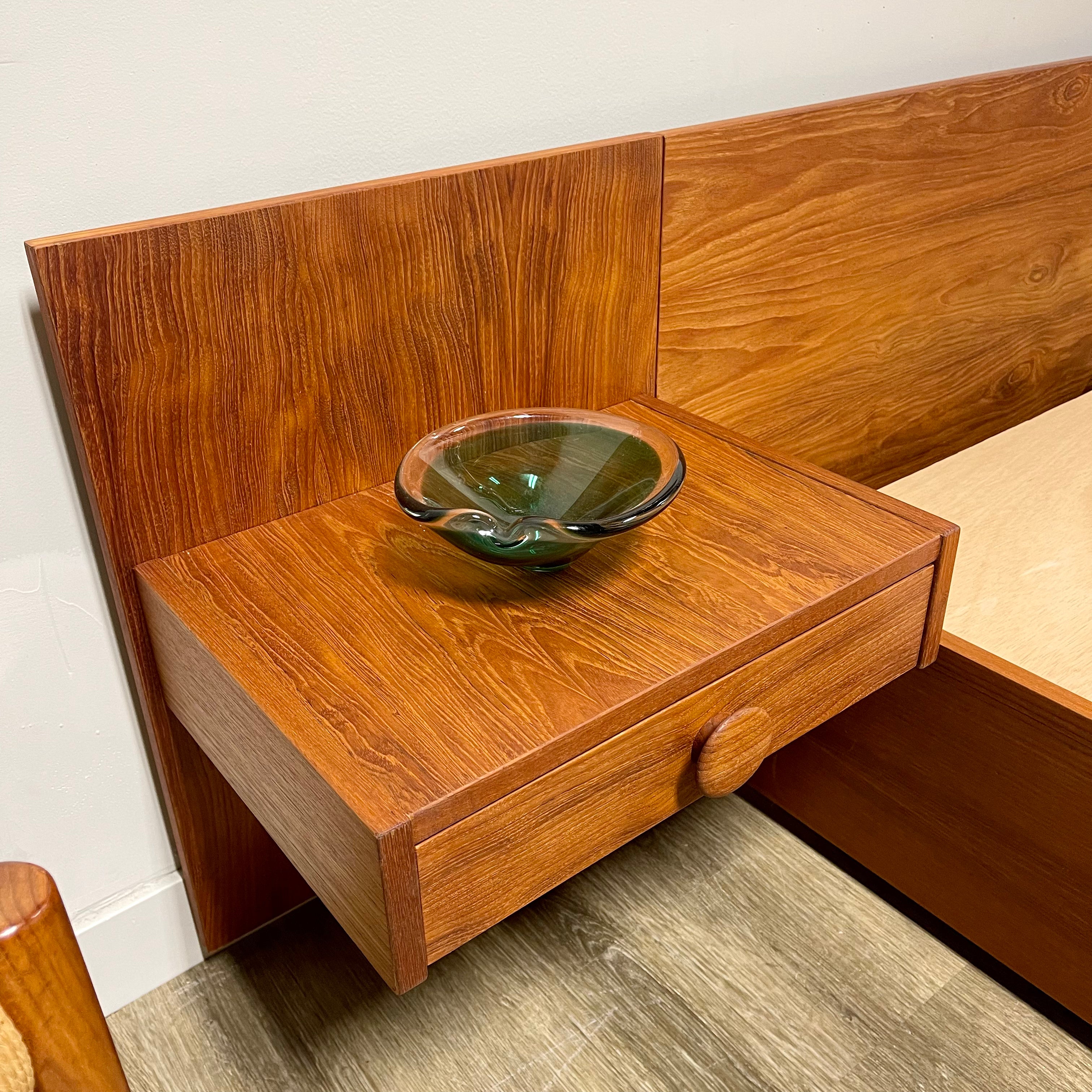 Mid-Century Teak Queen Size Bed + Floating Nightstands Mr. Mansfield Vintage