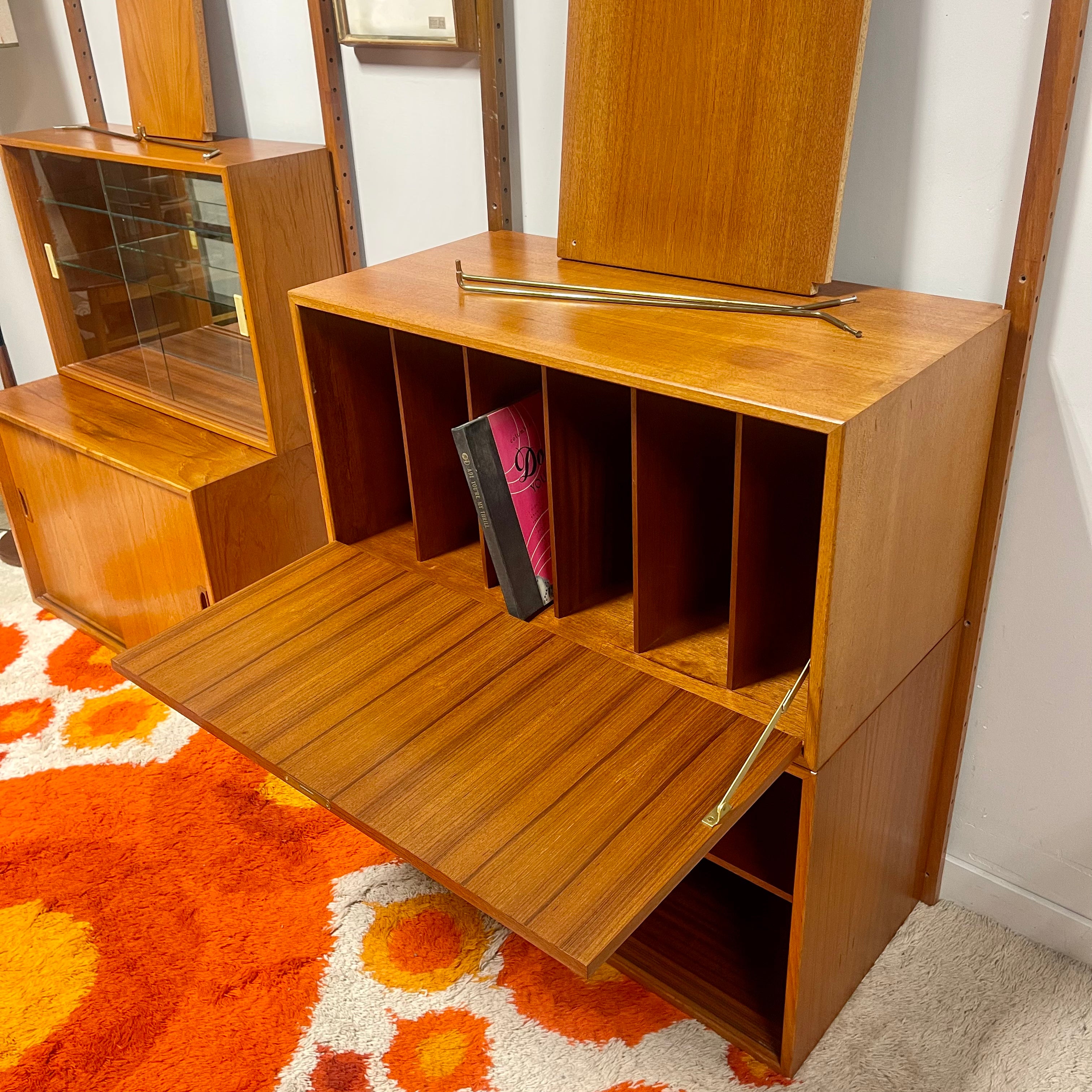 Mid-century Modern CADO Modular Wall Unit - Mr. Mansfield Vintage