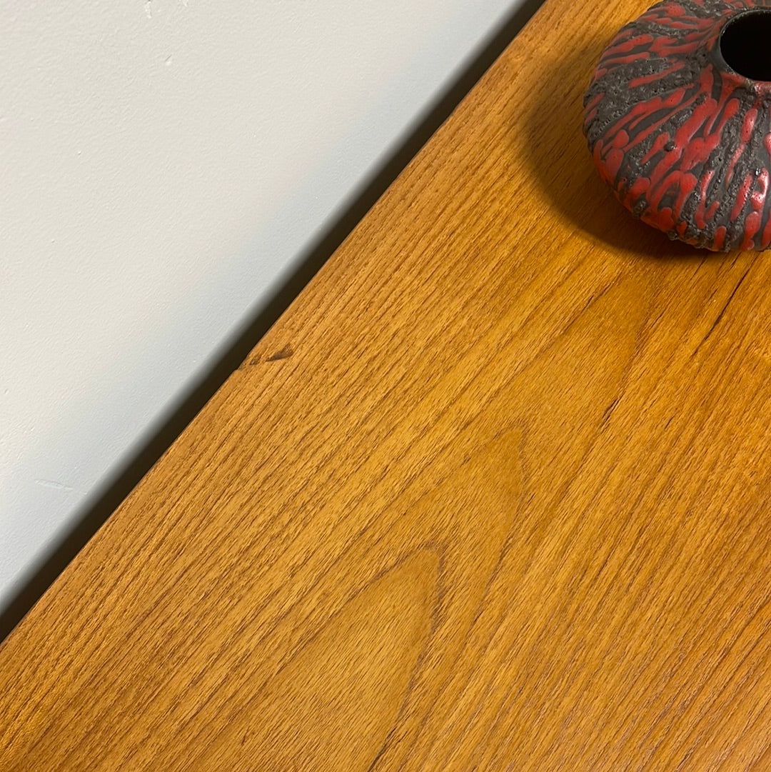 Mid-century Modern Teak Credenza/Sideboard Mr. Mansfield Vintage