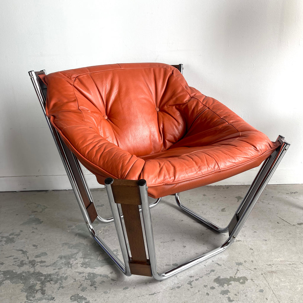 "Sonic" lounge chair by Odd Knutsen for Hjellegjerde, Norway. 
