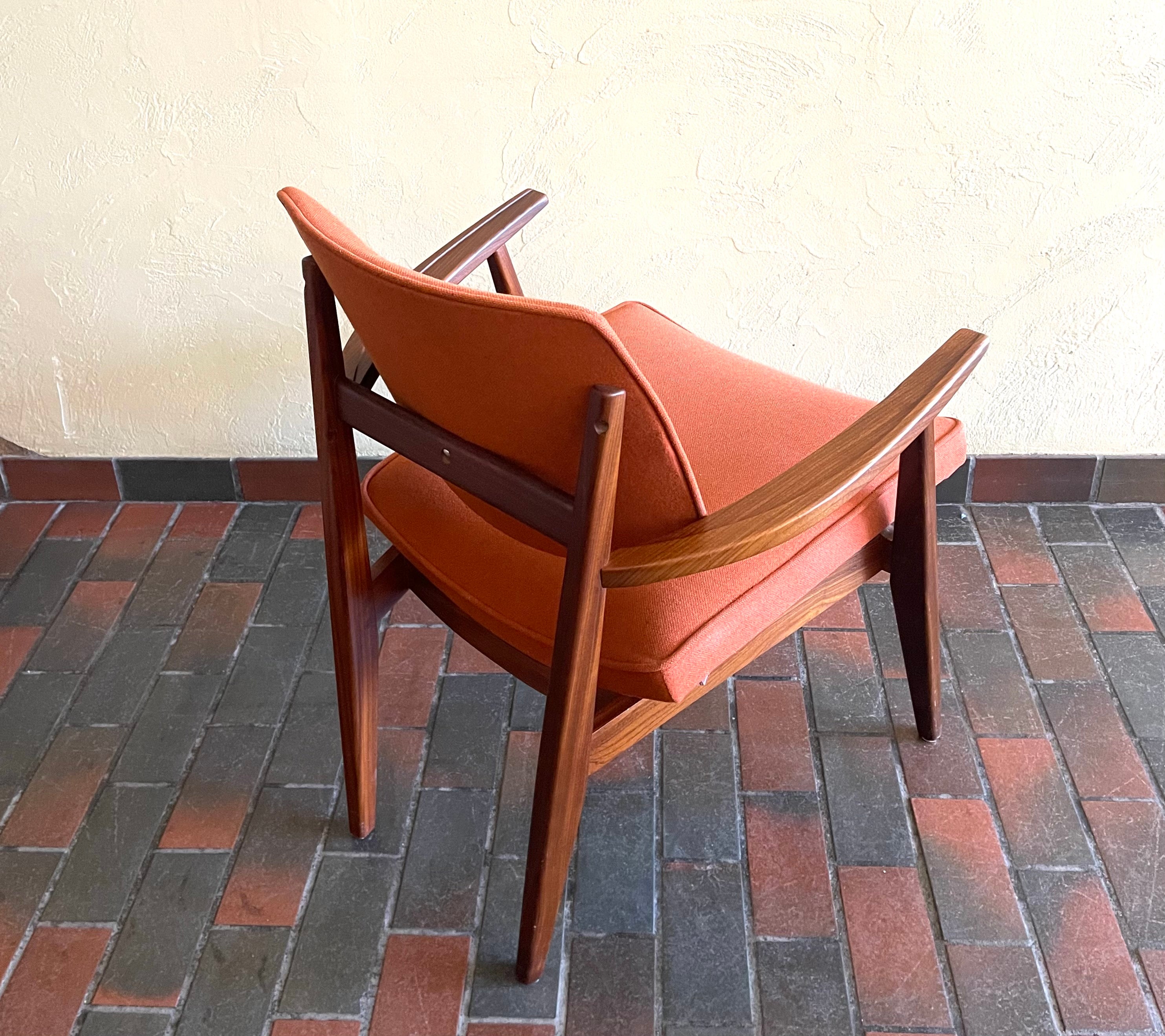 Vintage IMPERIAL Lounge Chair 