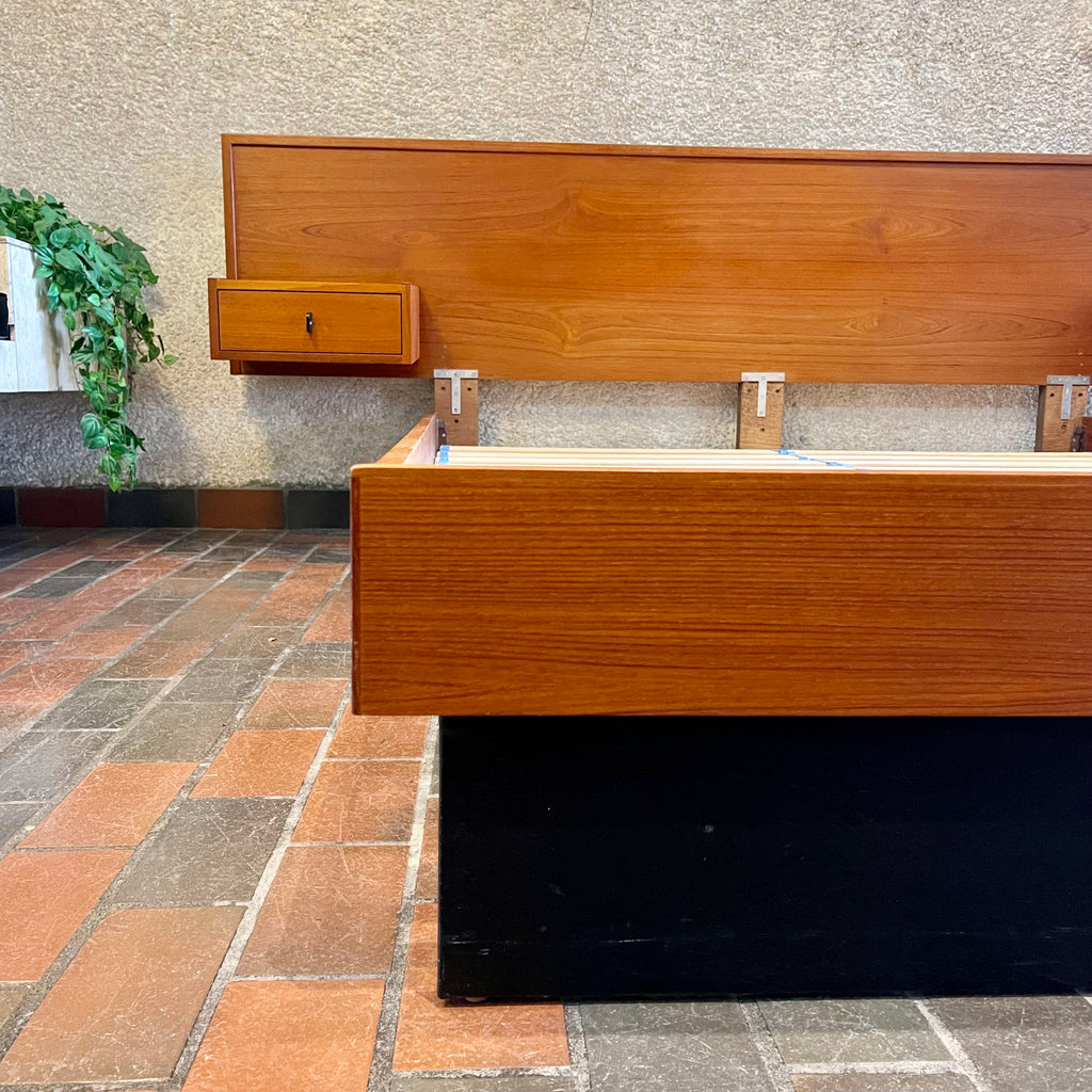 Teak Queen Size Bed with Floating Nightstands - Mr. Mansfield Vintage