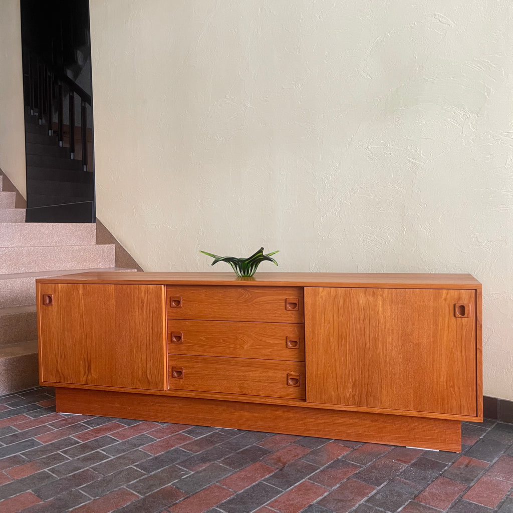 Teak Entertainment Unit / Bar Mr. Mansfield Vintage
