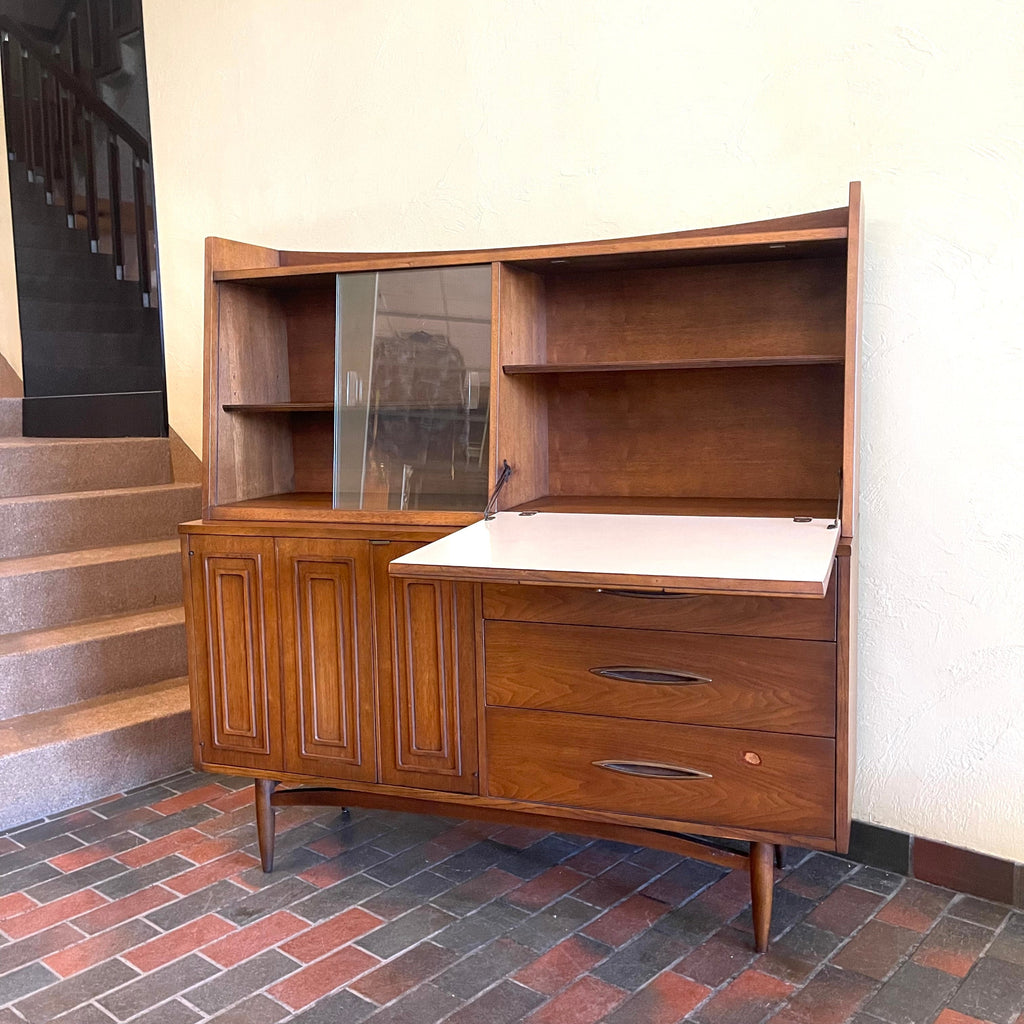 1966 Broyhill Sculptra walnut hutch with glass doors