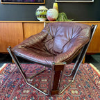 Odd Knutsen Sonic burgundy lounge chairs by Hjellegjerde Norway