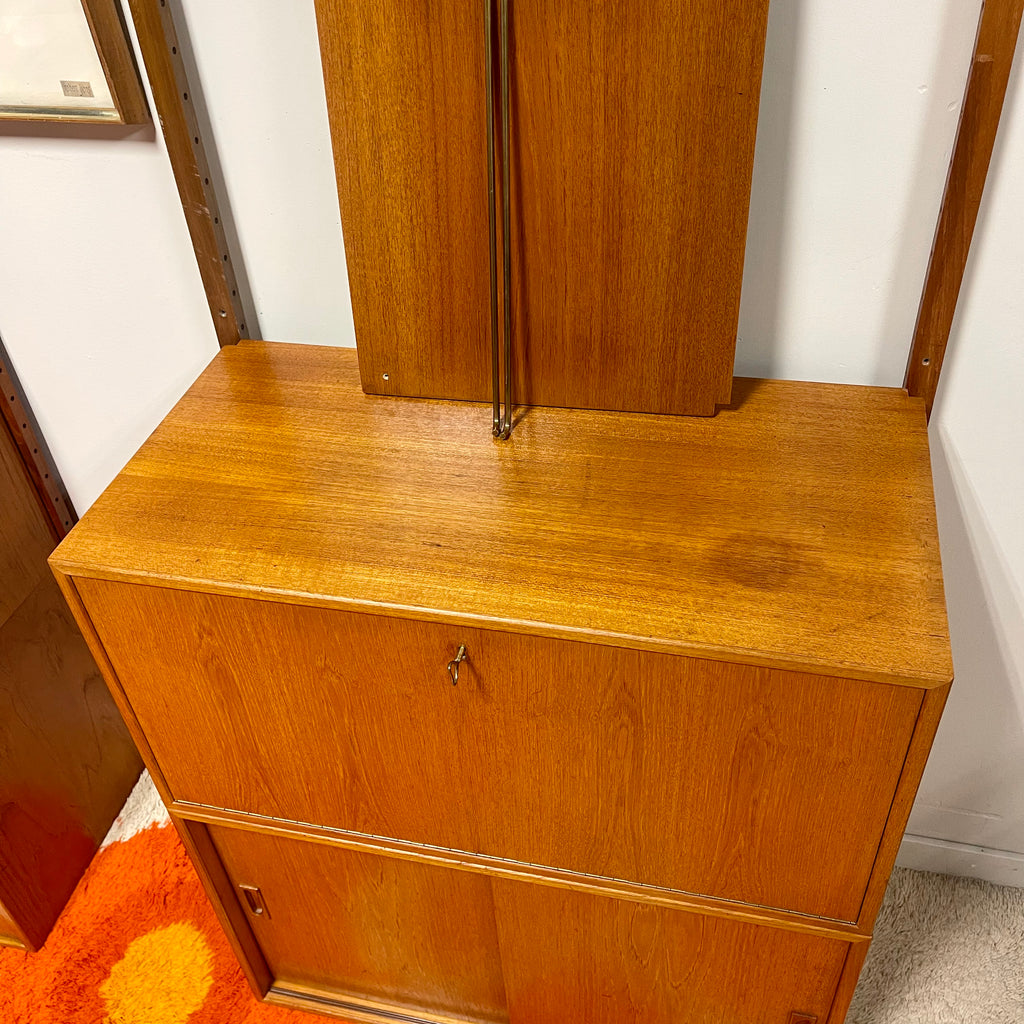 Mid-century Modern CADO Modular Wall Unit - Mr. Mansfield Vintage