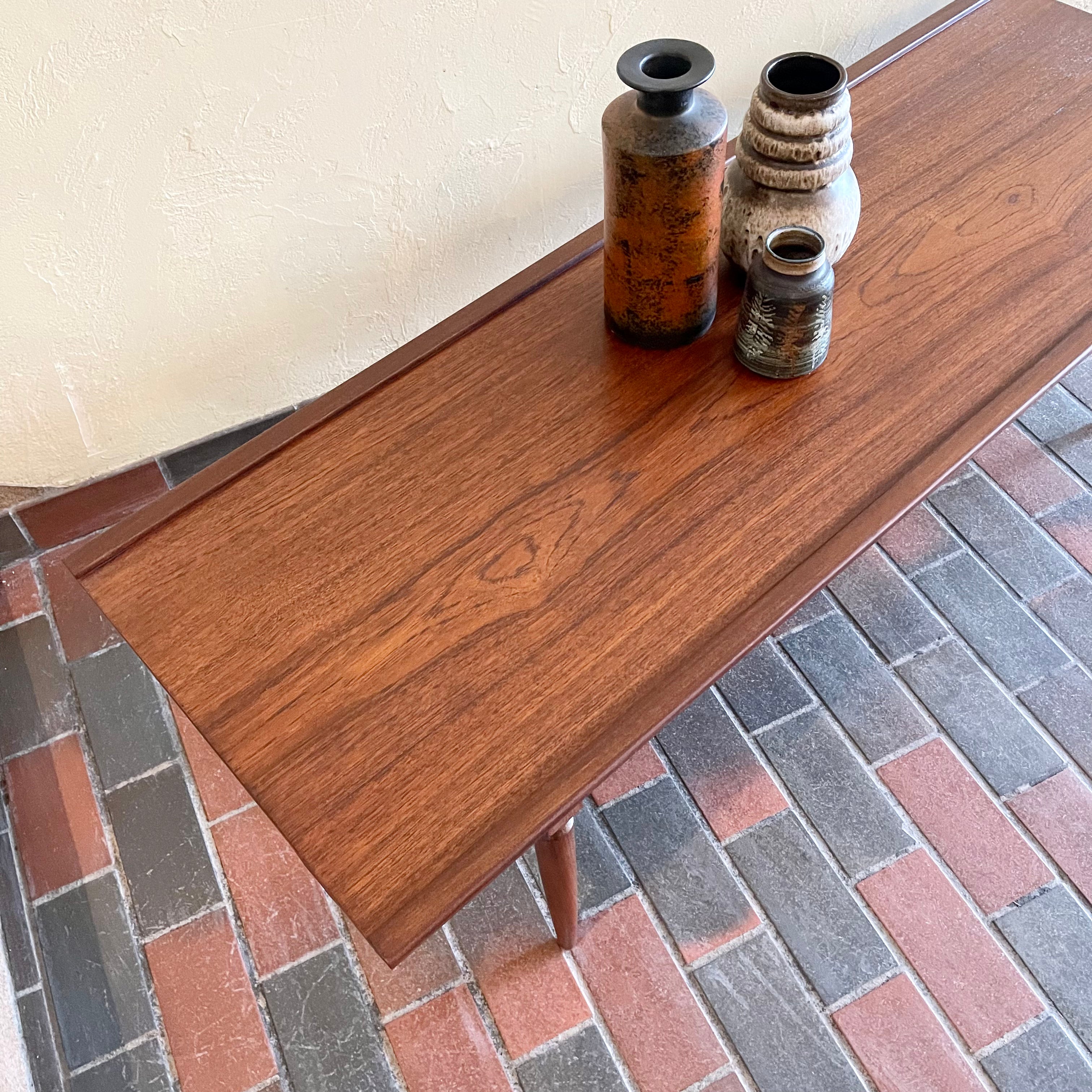 R.S. Associates Coffee/Cocktail Table